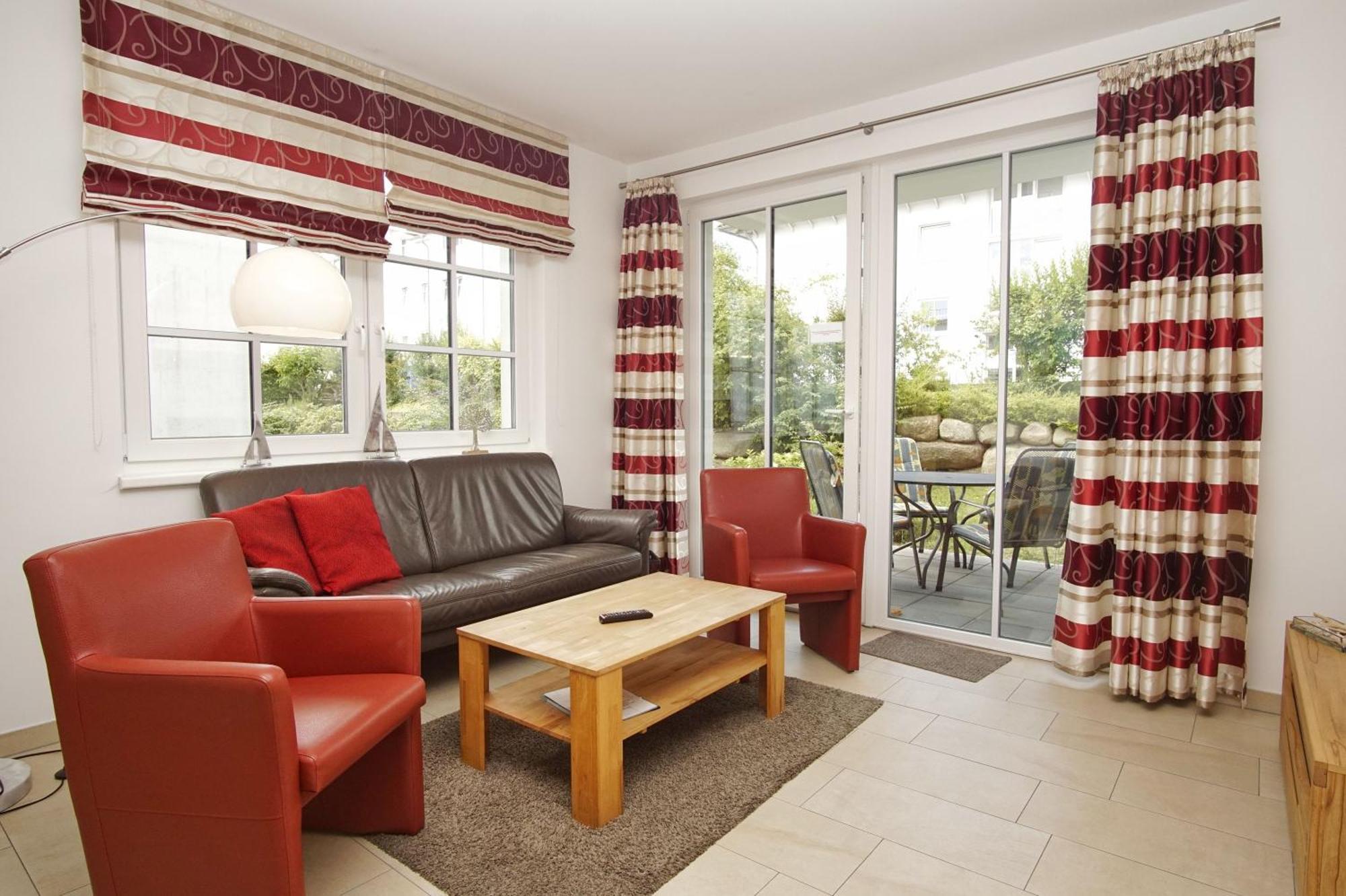 Terrasse, Gratis Nutzung Vom Ahoi Erlebnisbad Und Sauna In Sellin - Villa Antje Fewo 04 Goehren  Exterior foto